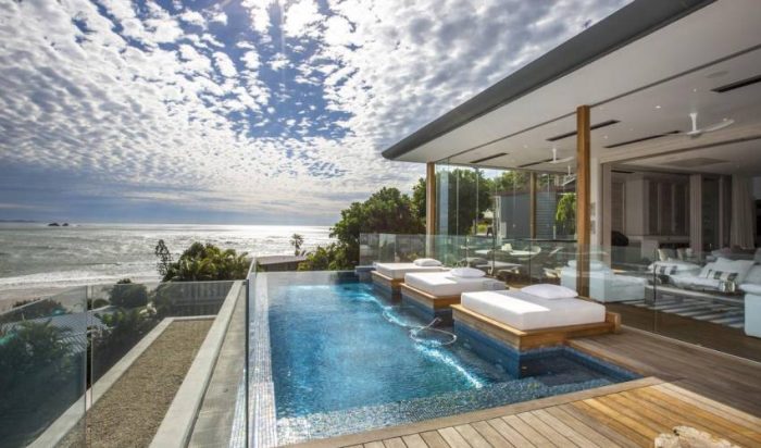 4 Bedroom Luxury Villa in Byron Bay, Australia | VillaGetaways.com