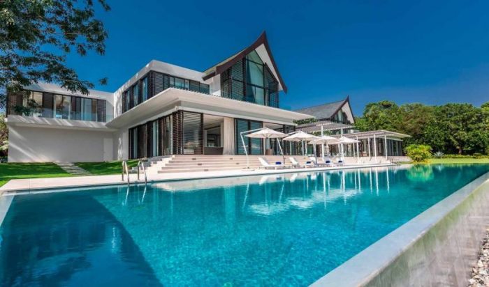 Luxury 6 Bedroom Beachfront Cape Yamu Villa with Pool in Phuket