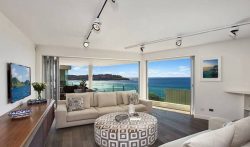 3 Bedroom Luxury Villa with Pool in Bondi Beach, Sydney, Australia