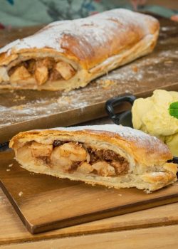 Apple Strudel with Puff Pastry – Quick and Easy Dessert Recipe