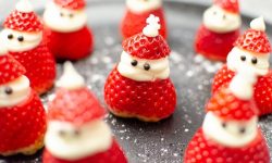 Strawberry Santas – Christmas fun with Flawless Food