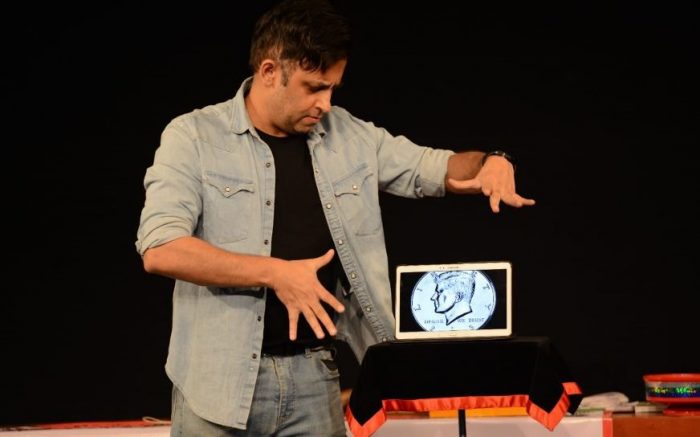 Hire renowned mentalist in Delhi for events