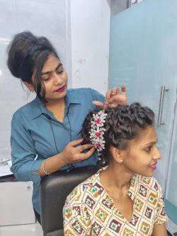 Beauty Parlour in Bandra West – Priyanka Beauty Parlour
