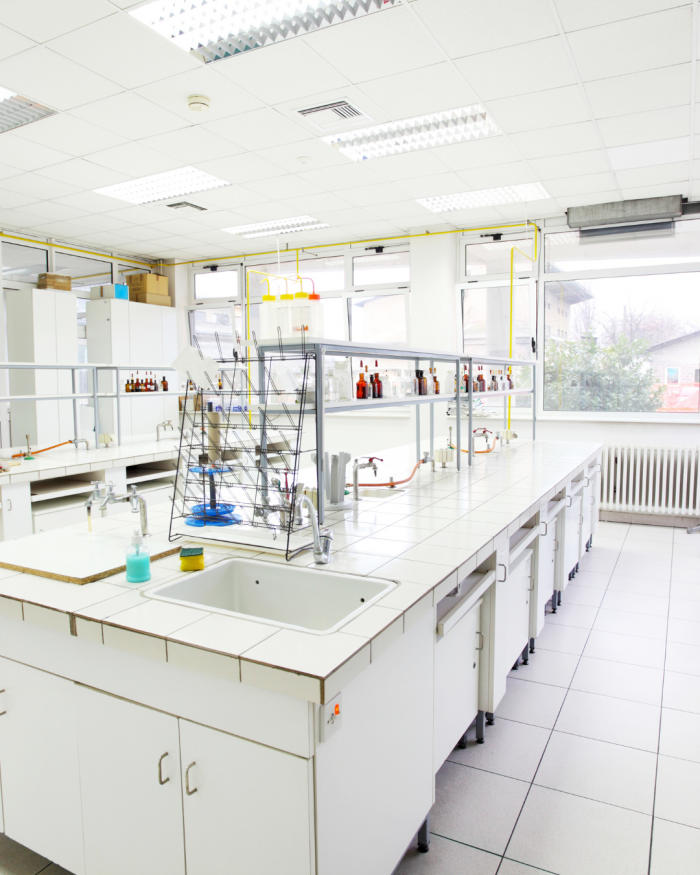 High-Quality Laboratory Furniture for Safe and Efficient Labs