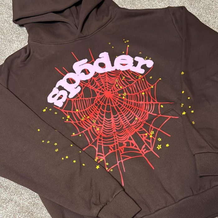 Gothic Spider Hoodie – Dark Streetwear with Intricate Web Print Design