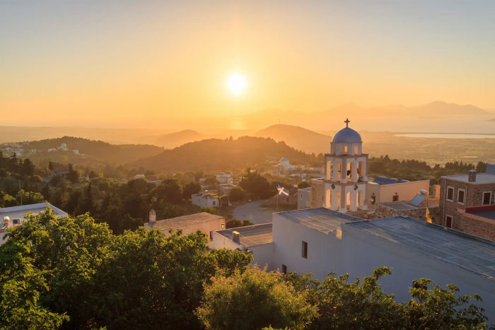 Luxury Yacht Greece for Iconic Island Escapes