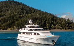 Exclusive Boat Hire Diamond Bay Charters